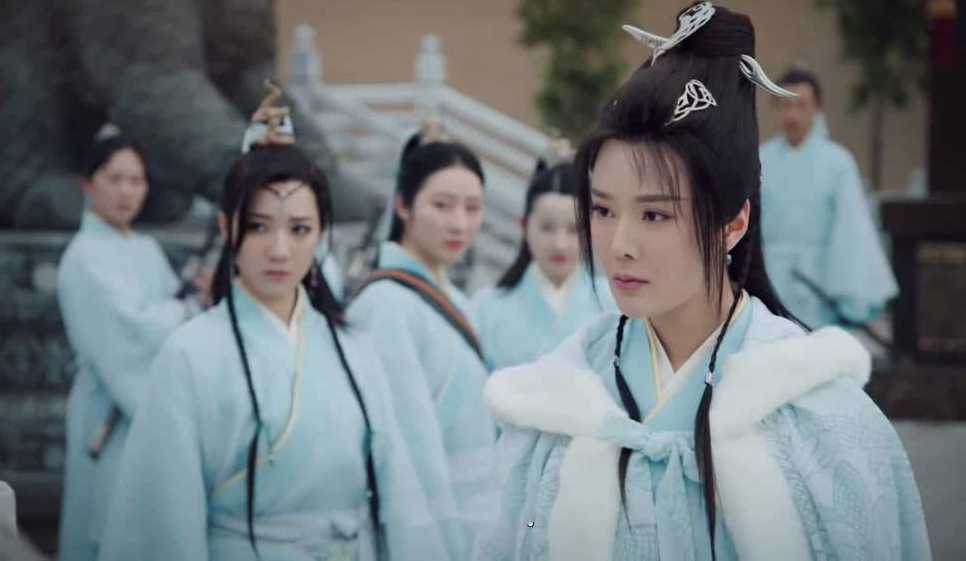 《剑王朝》中的七仙女：李一桐高傲姚笛美艳，她被赞是小林青霞