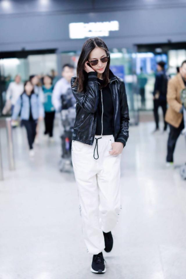 气质美女张钧甯只用了黑白2色就诠释了什么叫高级感,真洋气!