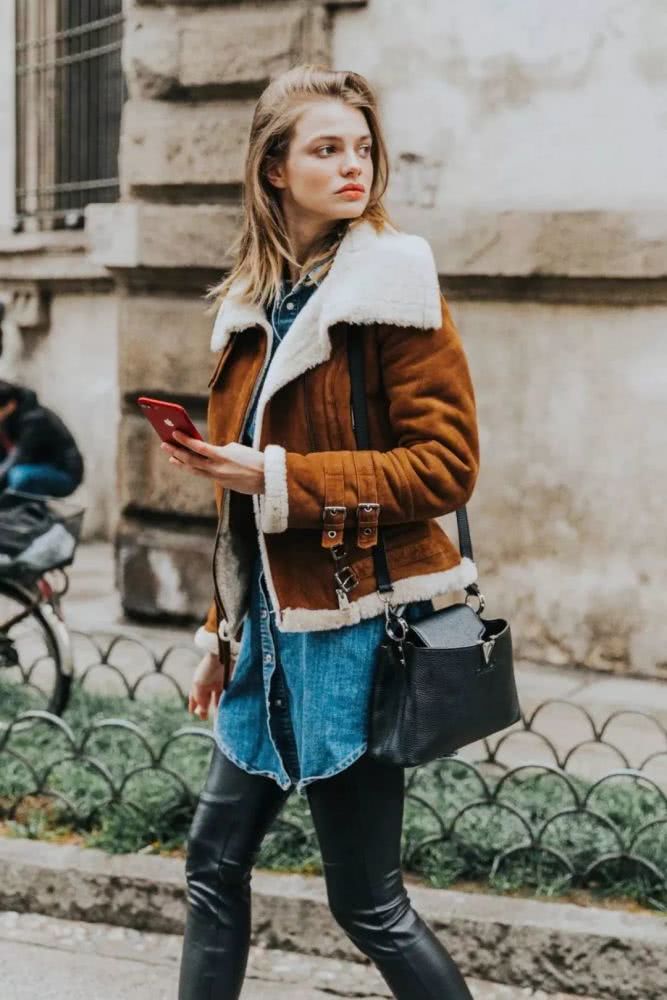 今年秋冬别穿大衣了，羊羔毛外套才是时尚首选！