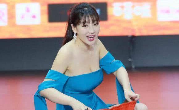 为什么柳岩39岁，感情还是一片空白