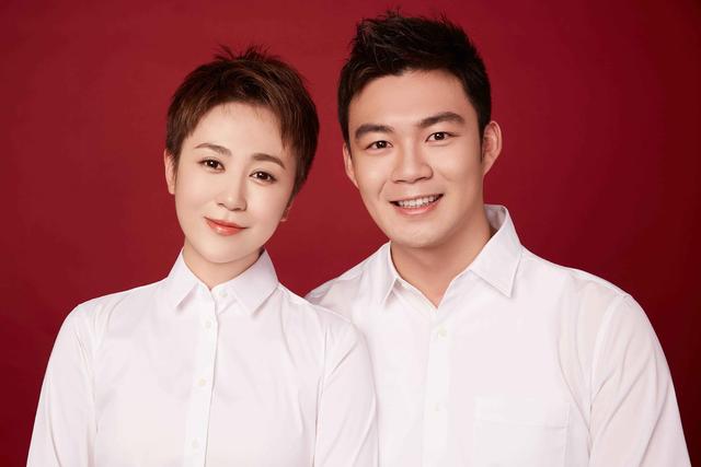 37岁马丽嫁93年小鲜肉后,首度承认怀孕,腹部高高隆起即将卸货