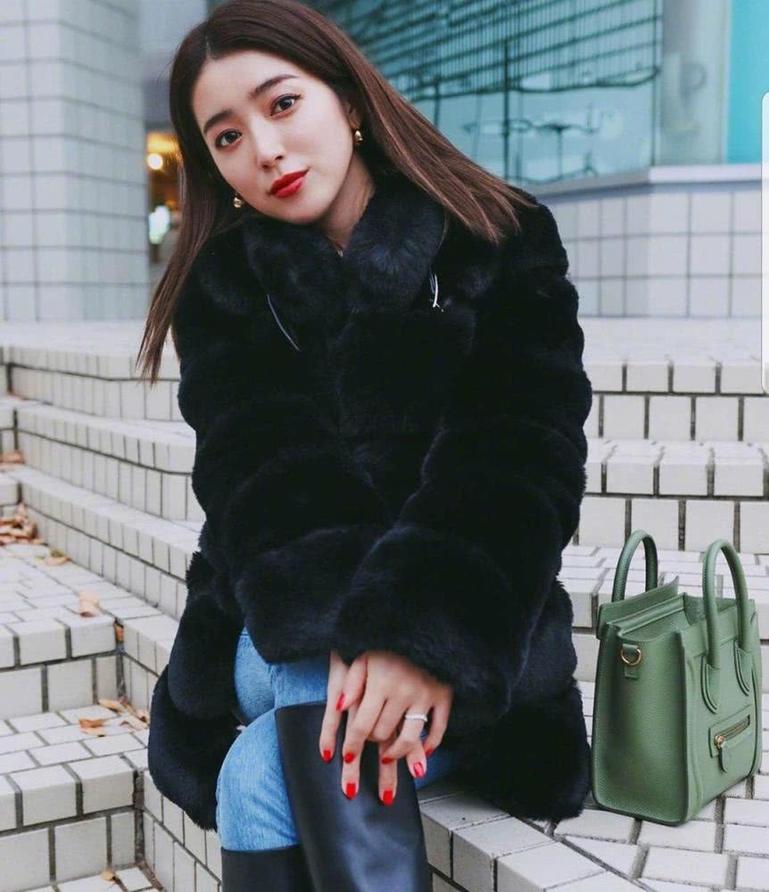 为什么有些小个子女生看着却很高挑?显高的日穿搭,你穿你也高挑