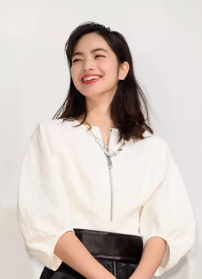 让JENNIE、允儿都迷恋的神仙发型，气质显脸小！谁剪谁好看！