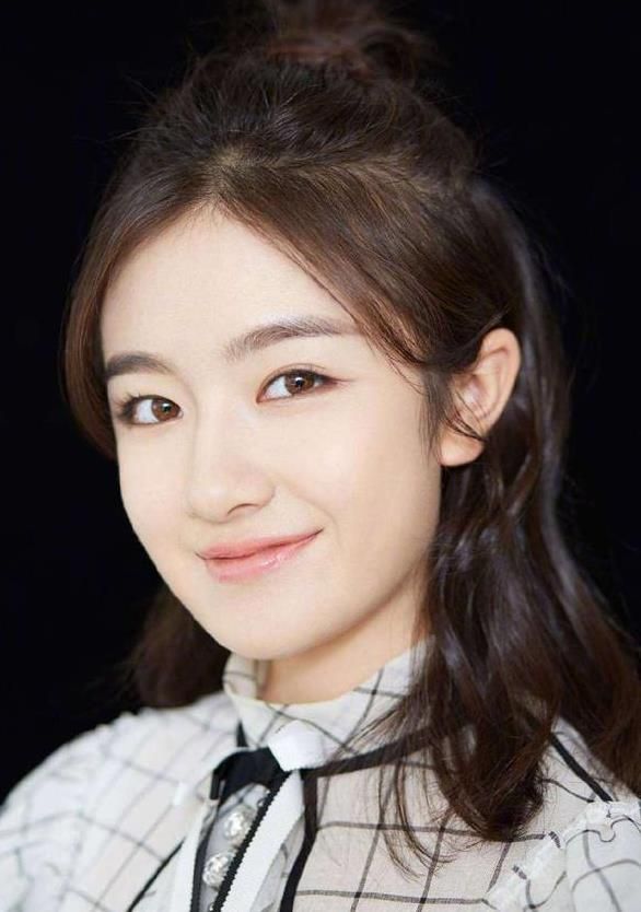 李兰迪身材遭群嘲,回应理由像伊能静,颖儿曾因发胖遭导演嫌弃