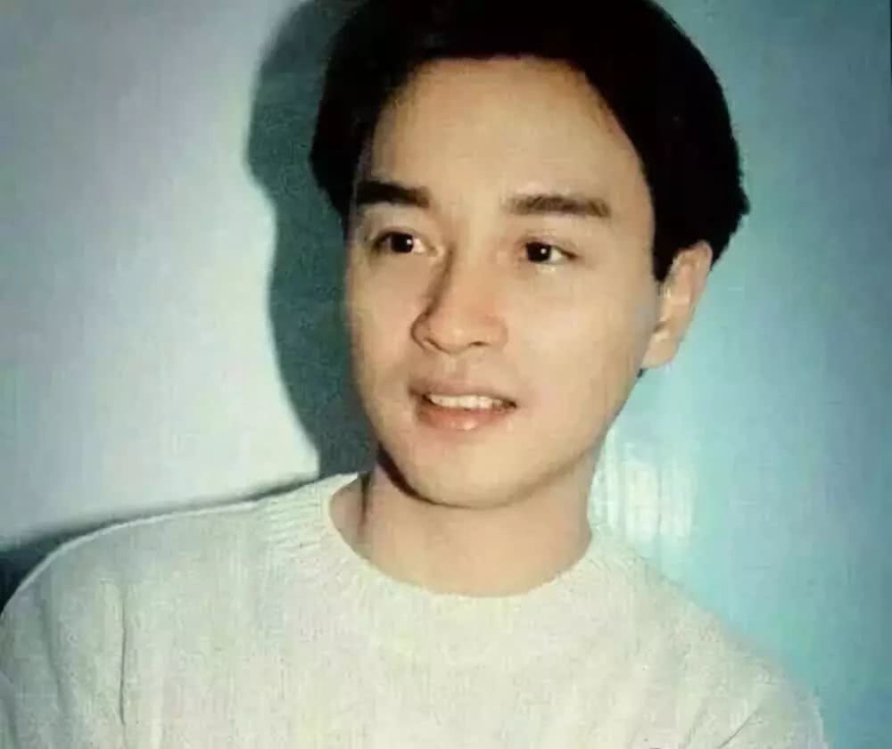 20位男星的18岁,黄磊貌若潘安却落榜,徐峥读上戏时头发还在