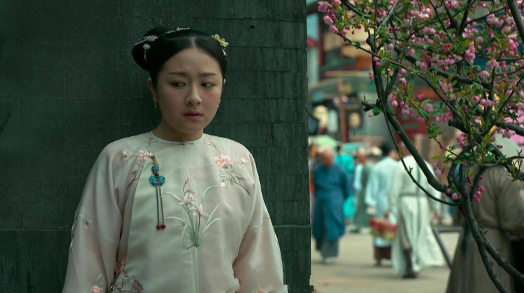 《梦回》首播,李兰迪的身材竟然被群嘲,虎背熊腰有错吗