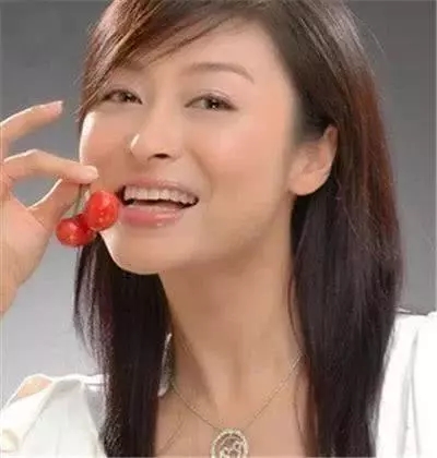 曾与李湘争一姐，婚姻被插足后黯然隐退，还记得“大嘴”舒高吗？