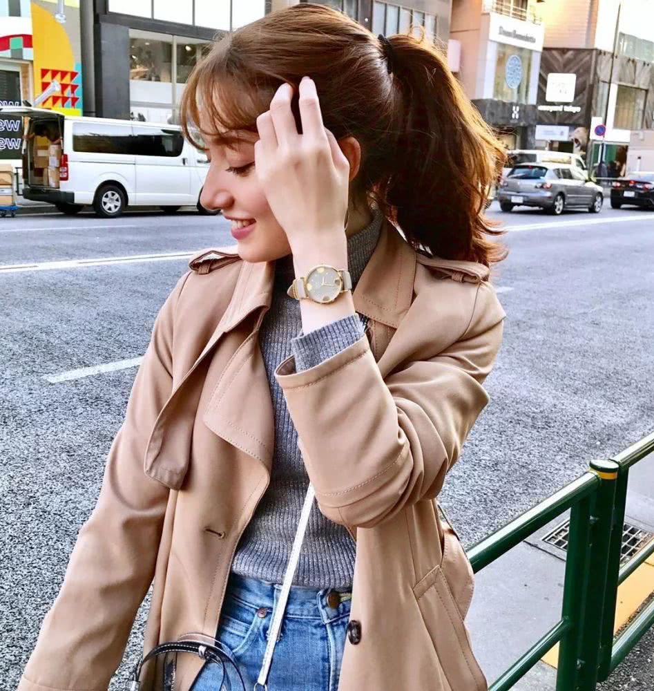 针织衫穿得不如别人好看？可能是发型的问题