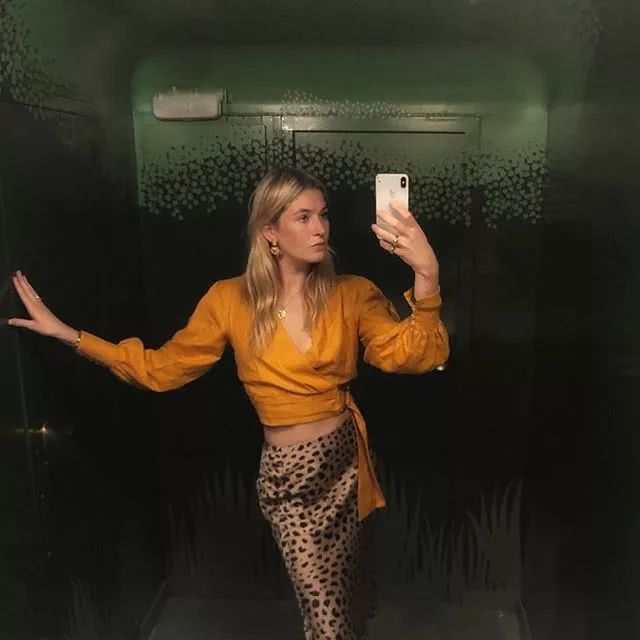 极简混搭风，时尚博主示范最适合上班族的穿衣范本