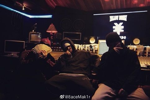 PGone美国演出成功,要和韩国艺人合作,网友吐槽合作不看人品?