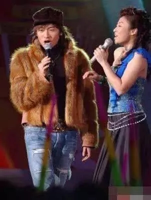 曾与李湘争一姐，婚姻被插足后黯然隐退，还记得“大嘴”舒高吗？