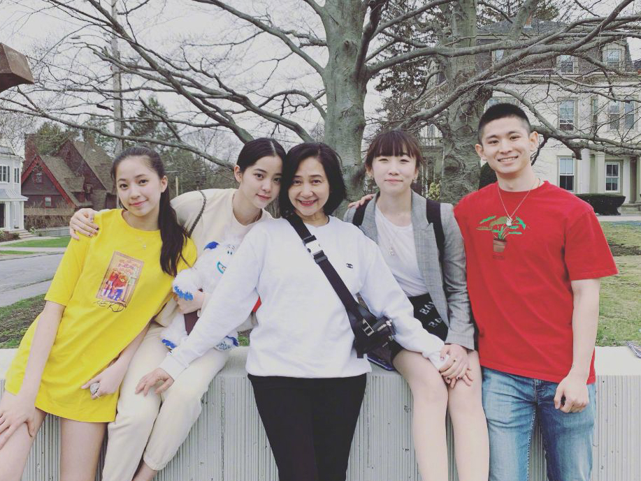 19岁当红女星就买下北京的房子?张歆艺谢娜等人还在租房住