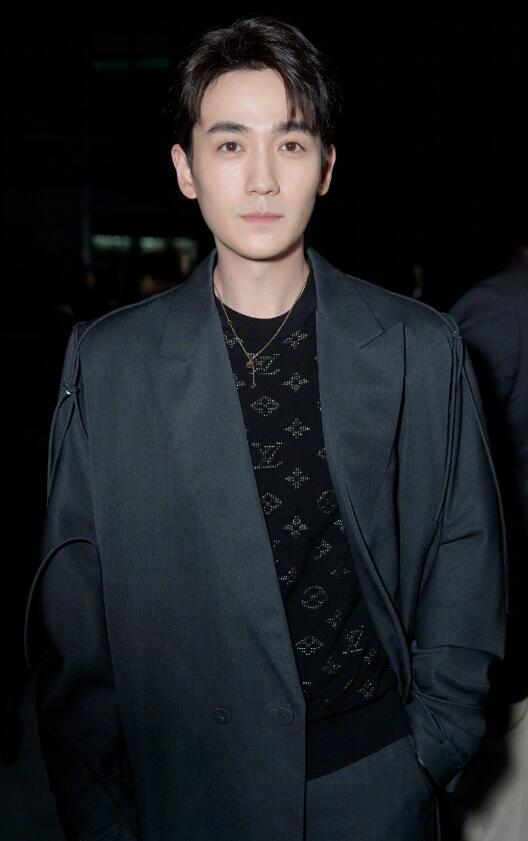 人生赢家“范建”,五个儿子个个是顶流,新一任的国民公公上线