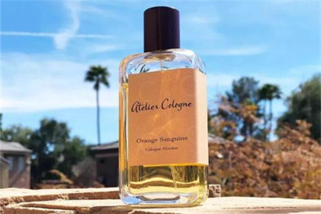 1554890995760489.jpg 看香水如何捕获女心,迷迭芳香充满韵味