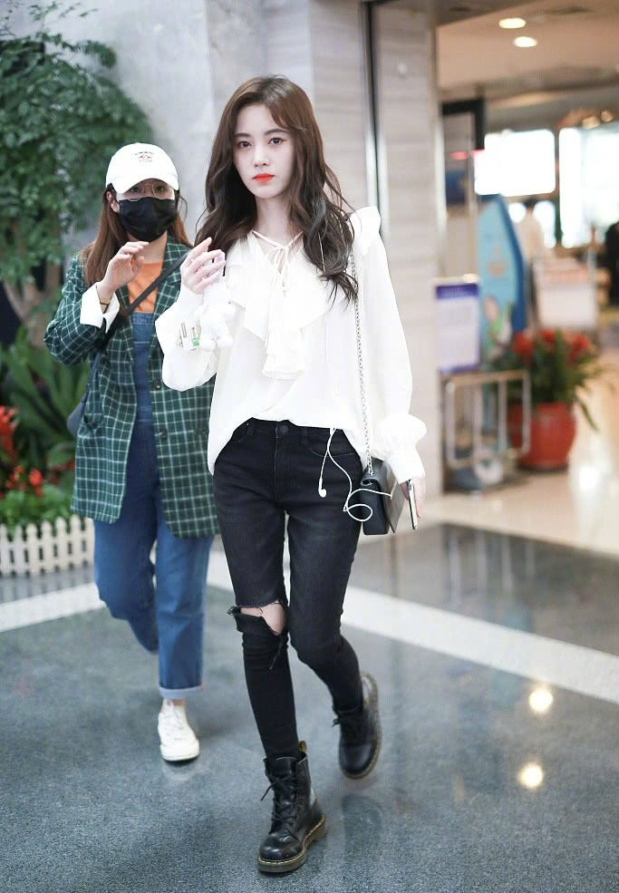 “4000年美女”鞠婧祎，原来美在这里