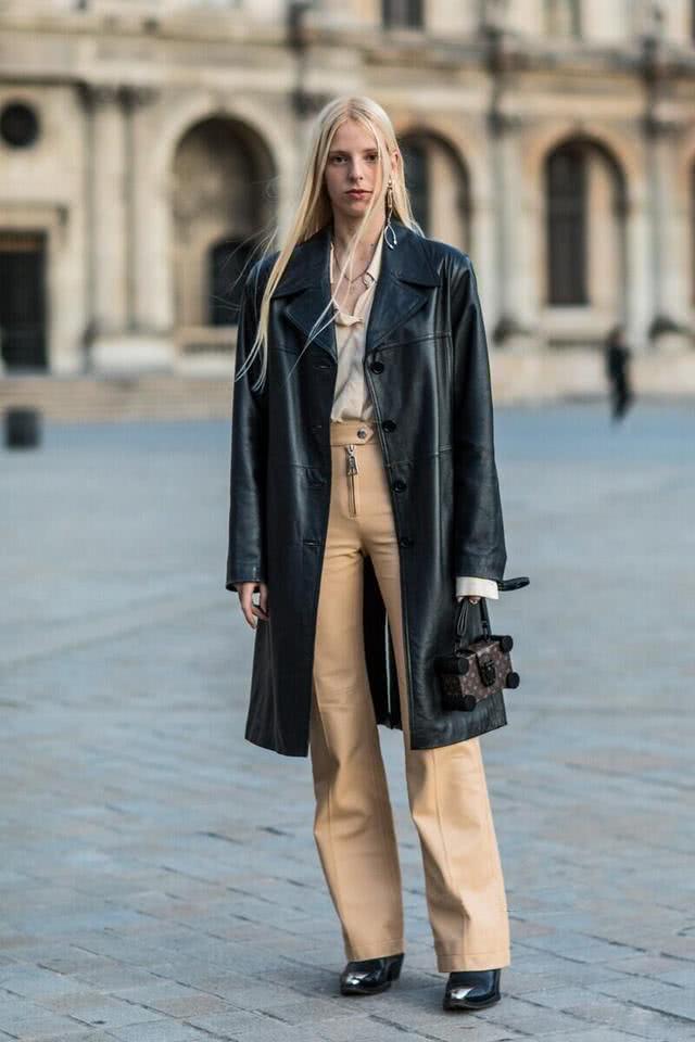 欧美街拍:腿粗的女人试试这3种“吃肉裤”,显瘦还时髦