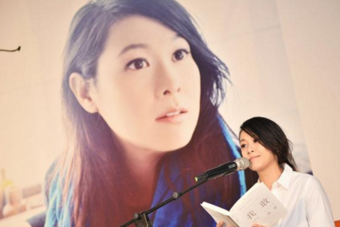 50岁的刘若英和老公低调发糖,她曾被认为会孤独终老