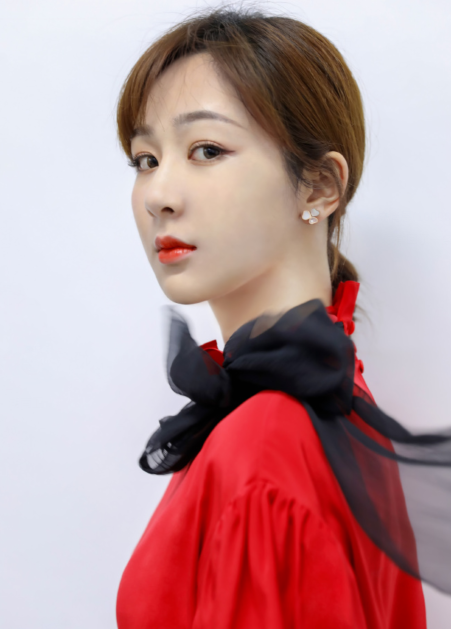 网曝吴亦凡向《青簪行》提要求,杨紫不同意,剧组找备选男主顶替