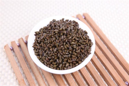 决明子的功效与作用,女性拿决明子泡水喝有减肥的功效