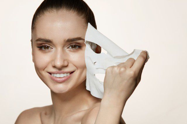 面膜用完要洗脸吗?别怪敷了没效果,看完你就知道了