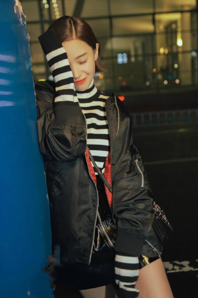 美女阚清子剪短发太高级，波波头搭配黑色外套个性十足，美呆了