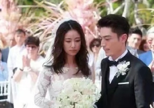 霍建华公开离婚真相，默认林心如逼婚？男方早已公开澄清