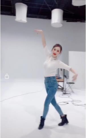 真要出道？马蓉摄影棚热舞，被传签公司正式出道，本人回应：准了