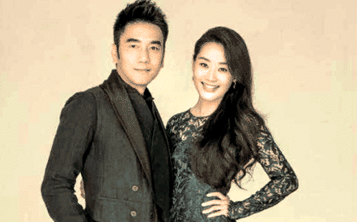 靠第一任老婆走红,靠第二任老婆发家致富,今48岁成亿万富翁!