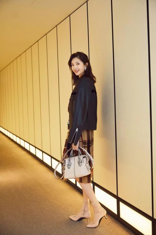 要有江疏影的颜值和气质,我不介意30岁早点来
