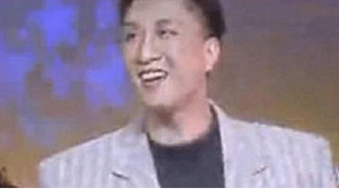 孙红雷自曝年轻像黄景瑜,本以为是蹭热度,看到18岁旧照打脸了