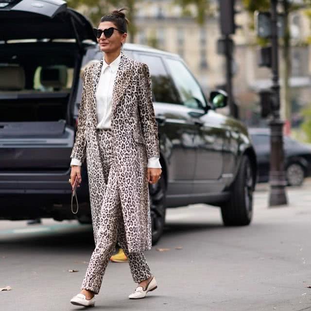 精致的女人一般不会穿这4种穿搭,尤其是第2种,自带“廉价感”