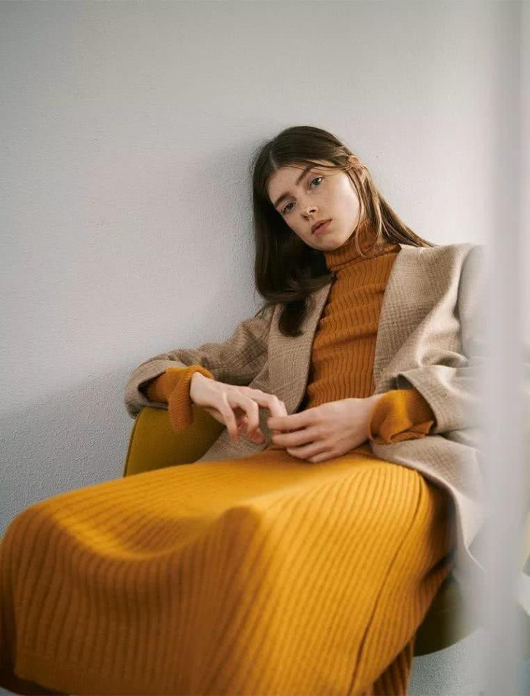 冬天穿这3条裙子就能让你又美又暖，穿好了比裤子更显瘦！