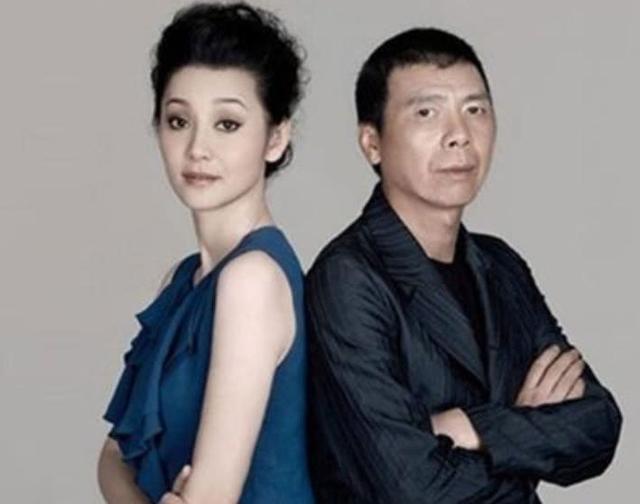 冯小刚最放心不下的女人，不是徐帆，而是曾一起同居了五年的她