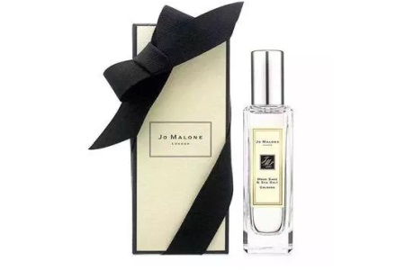 1556094047578987.jpg 这三款女士香水难分伯仲,你要为谁打CALL