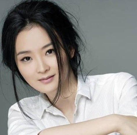 贾静雯眼睛美,林心如鼻子美,王艳嘴巴美,而她整张脸都很美