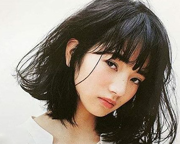 厌世脸走红网络，受到粉丝热捧！如何化出高级厌世妆？