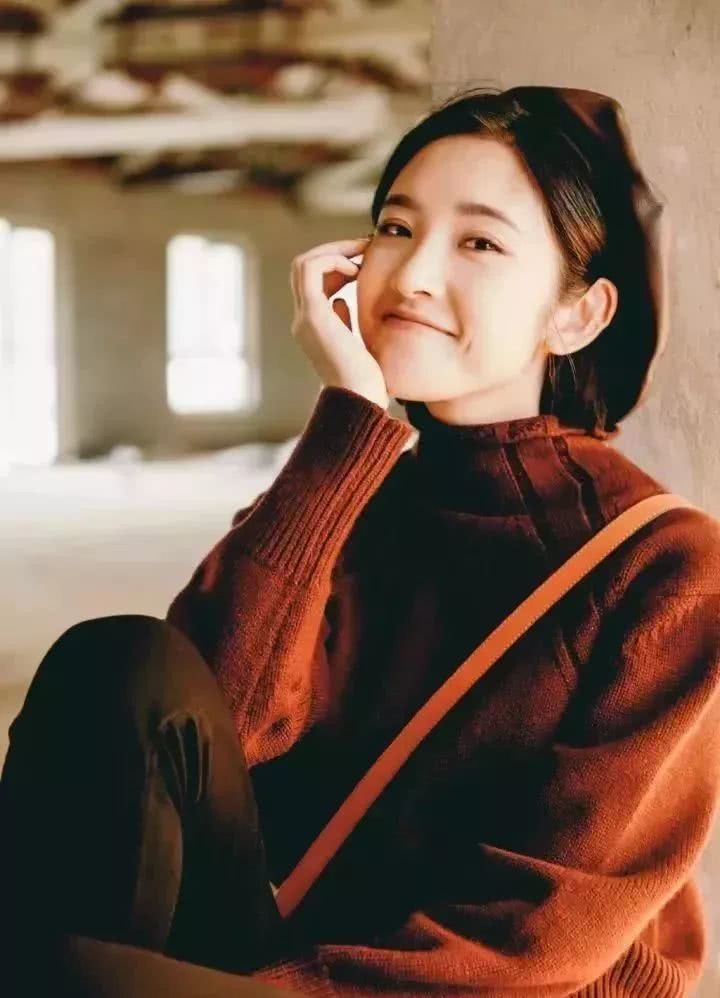 秋冬穿什么颜色的衣服最显白?你知道吗?