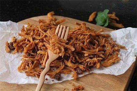 鸡胸肉怎么做好吃？吃腻了水煮不如试试鸡胸肉小零食