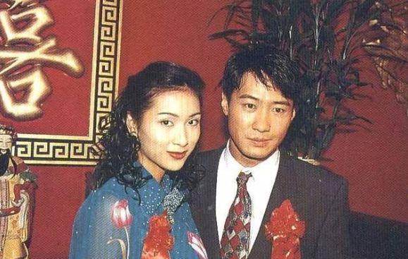 感路坎坷，与上海前首富交往毁掉星途，网友：戏子无情