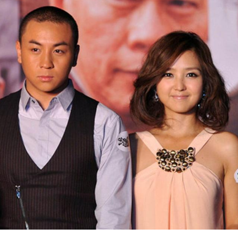 曾是家喻户晓的童星,长大后很少拍戏,现如今开着400万豪车