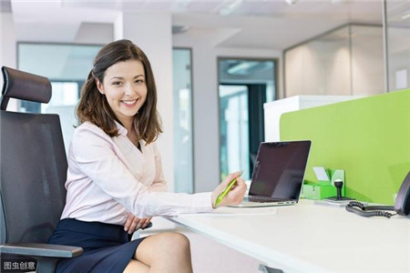 1572233646512761.jpg 选用合适化妆水,才能达到极致美颜