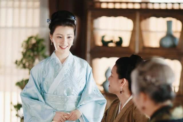 还记得用140桶矿泉水拍戏的那个女星吗?今成为于正御用女主角