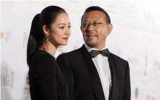 事业正红嫁大15岁老公，给老公生下一子，如今40岁获幸福