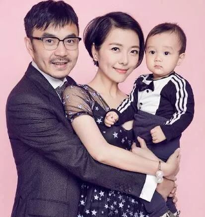 没想到汪涵是二婚!前妻照片曝光,气质不输现任杨乐乐!