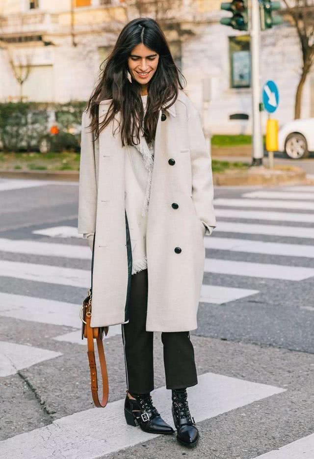 小个女生的大衣穿搭法,选择对了让你秒变气质GIRL