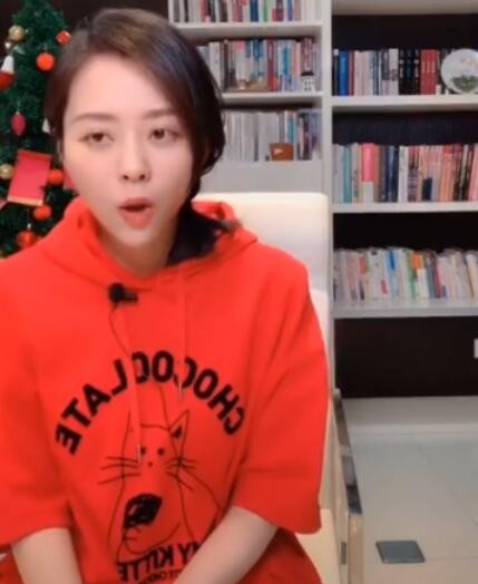 张靓颖被曝或将官宣新恋情，新男友是前夫伴郎，三人关系错综复杂