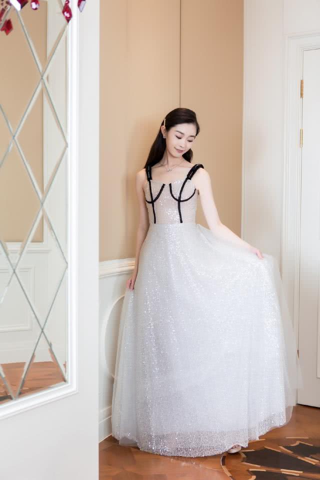 “范若若”宋轶天生美人,封面摩登复古薄纱裙走红毯意外的仙气