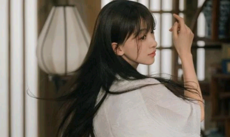 挖走杨颖的造型团队之后，吴谨言越来越像杨颖了，真的能红吗