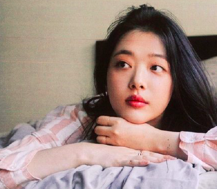 寒心!雪莉去世后生父发声争夺遗产,雪莉哥哥怒斥其墓地都没去过!