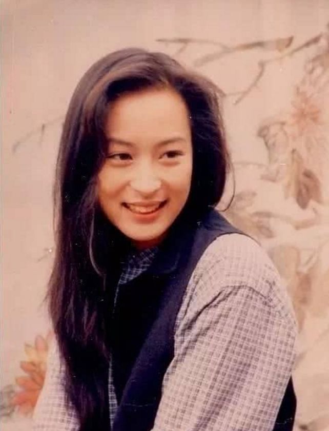 她是“第一古装美人”，39岁嫁入豪门，如今夫妻恩爱很幸福